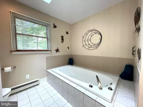 8408 Alvin Rd, Pasadena, MD 21122 photo 16