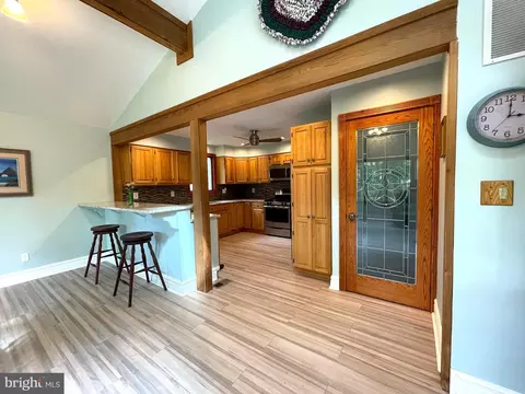 8408 Alvin Rd, Pasadena, MD 21122 photo 10