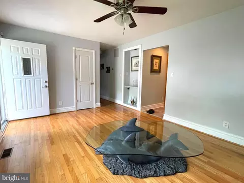 8408 Alvin Rd, Pasadena, MD 21122 photo 6