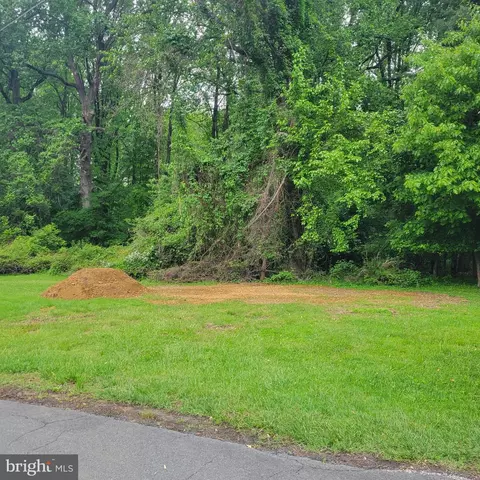 2175 Glencrest Cir, Annapolis, MD 21401