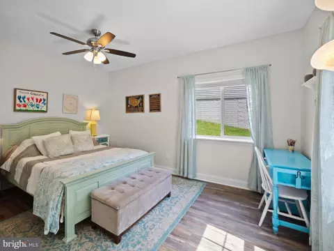 Bedroom - 1422 Silver Oak Ln, Arnold, MD 21012 photo 15 of 16