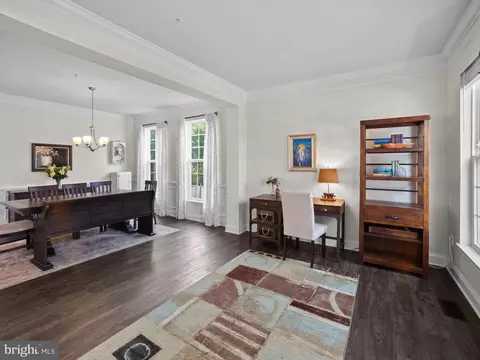 Entry Way - 1422 Silver Oak Ln, Arnold, MD 21012 photo 7 of 10