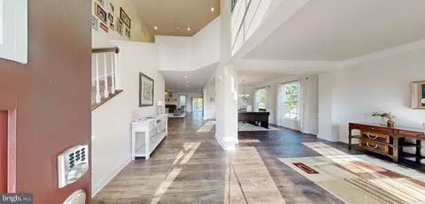 Entry Way - 1422 Silver Oak Ln, Arnold, MD 21012 photo 1 of 10