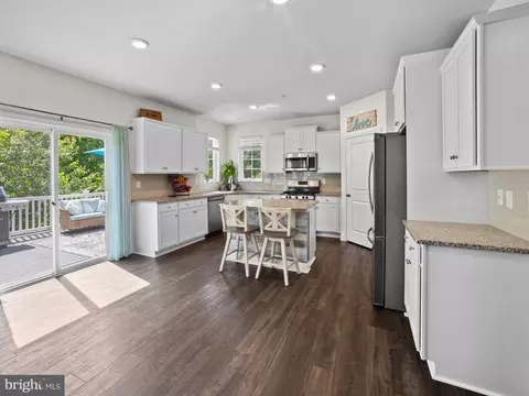 Kitchen - 1422 Silver Oak Ln, Arnold, MD 21012 photo 1 of 1
