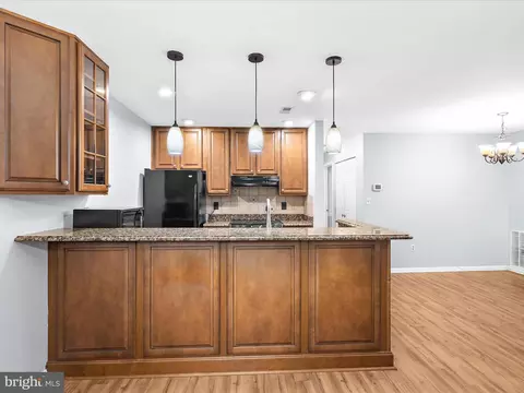 206 Water Fountain Ct #201, Glen Burnie, MD 21060