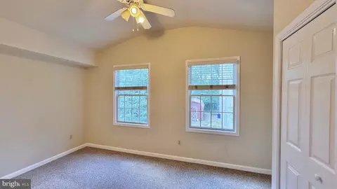 Entry Way - 208 Eastern Ave, Annapolis, MD 21403 photo 9 of 13