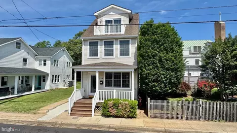 208 Eastern Ave, Annapolis, MD 21403