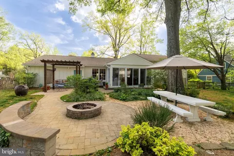 Exterior - 8 Romar Dr, Annapolis, MD 21403 photo 12 of 16