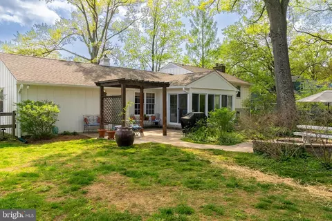 Exterior - 8 Romar Dr, Annapolis, MD 21403 photo 8 of 16