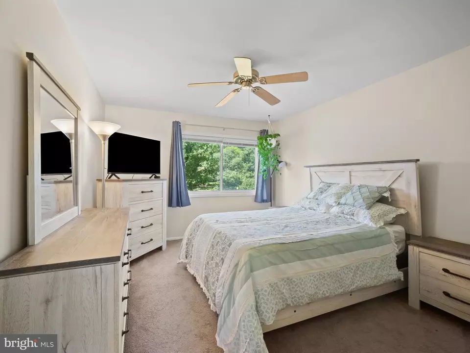 Bedroom - 1917 Everglade Ct, Crofton, MD 21114 photo 2 of 7