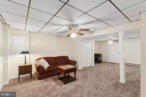 Living - 501 Macmillan Ct, Arnold, MD 21012 photo 1 of 1