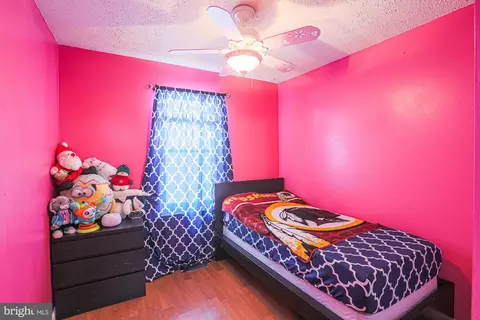 Bedroom - 8076 Catherine Ave, Pasadena, MD 21122 photo 4 of 8