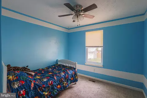 Bedroom - 8076 Catherine Ave, Pasadena, MD 21122 photo 5 of 8