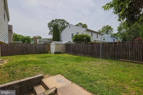 Exterior - 8076 Catherine Ave, Pasadena, MD 21122 photo 3 of 4
