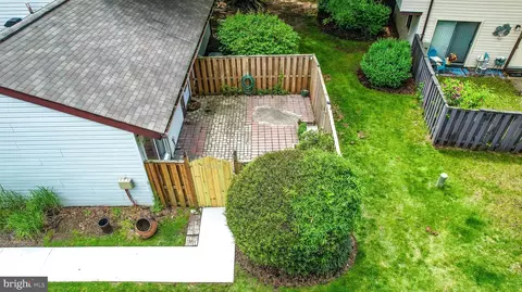 Exterior - 1923 Topanga Pl, Crofton, MD 21114 photo 4 of 6
