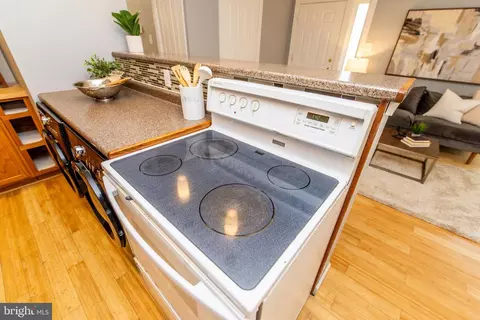 Kitchen - 1923 Topanga Pl, Crofton, MD 21114 photo 3 of 3