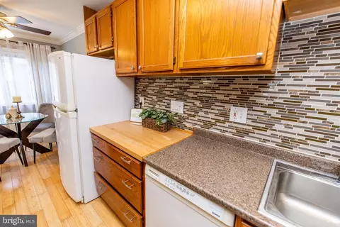 Kitchen - 1923 Topanga Pl, Crofton, MD 21114 photo 1 of 3