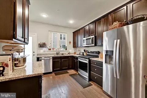 2642 Hardaway Cir, Hanover, MD 21076 photo 8