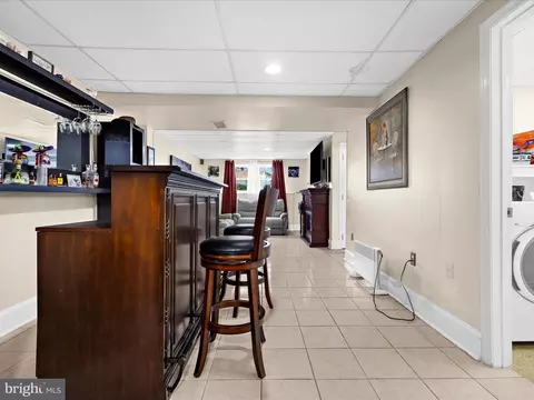 Entry Way - 254 Gina Ct, Pasadena, MD 21122 photo 3 of 3
