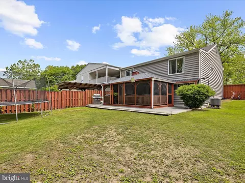 Exterior - 254 Gina Ct, Pasadena, MD 21122 photo 3 of 5