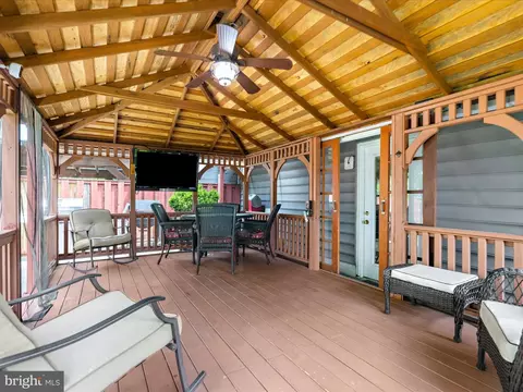Exterior - 254 Gina Ct, Pasadena, MD 21122 photo 2 of 5