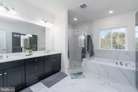 Bath - 2858 Broad Wing Dr, Odenton, MD 21113 photo 1 of 5