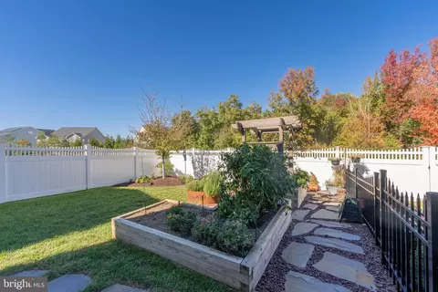 Exterior - 2858 Broad Wing Dr, Odenton, MD 21113 photo 12 of 17