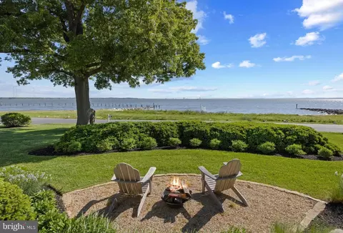 80 River Dr, Annapolis, MD 21403