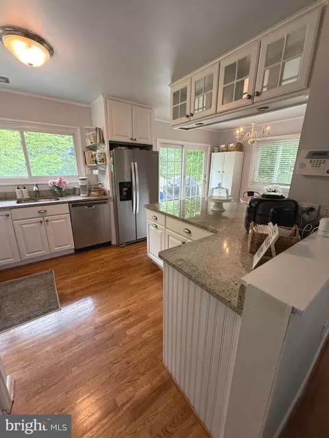Kitchen - 13 Wainwright Dr, Annapolis, MD 21401 photo 5 of 6