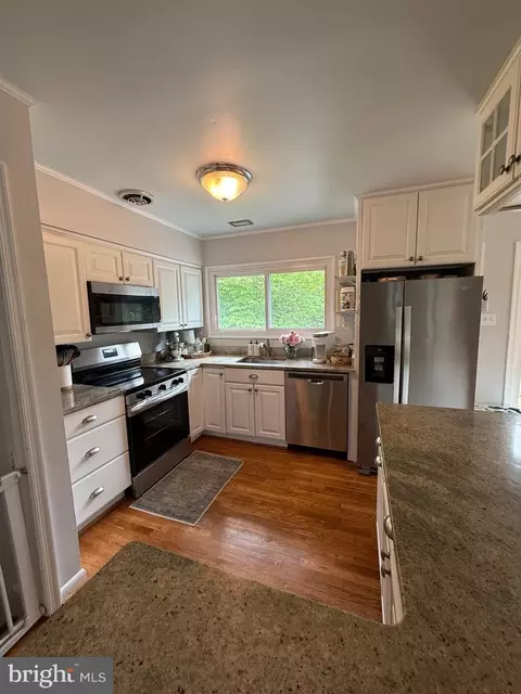 Kitchen - 13 Wainwright Dr, Annapolis, MD 21401 photo 1 of 6