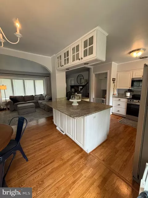 Kitchen - 13 Wainwright Dr, Annapolis, MD 21401 photo 4 of 6