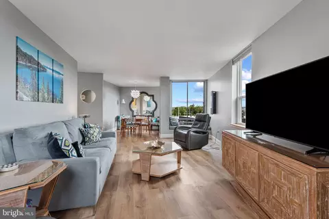 316 Burnside St #501, Annapolis, MD 21403