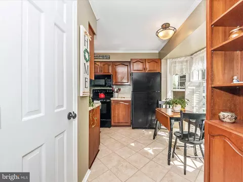 1628 Angus Ct, Crofton, MD 21114 photo 5