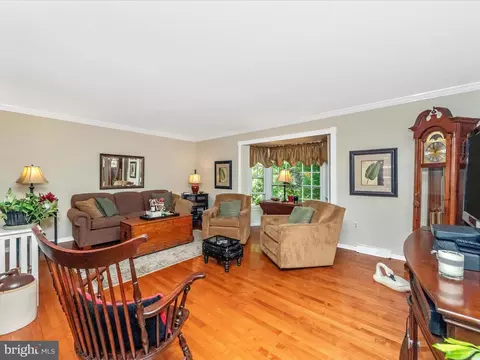 1628 Angus Ct, Crofton, MD 21114 photo 12