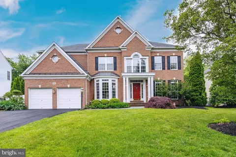 615 Pearl Point Ct, Millersville, MD 21108