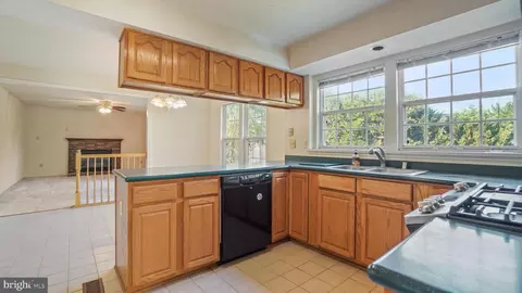 Other - 2710 Strongs Ct, Crofton, MD 21114 photo 3 of 19