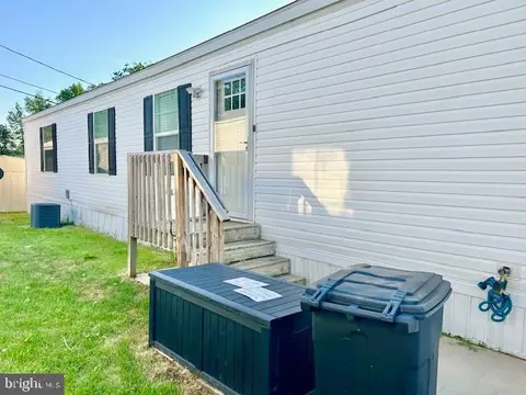 26 2nd Street St, Lothian, MD 20711 photo 2