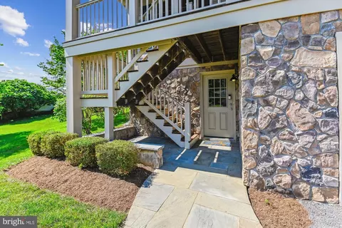 Exterior - 1108 Hull Dr, Edgewater, MD 21037 photo 4 of 28