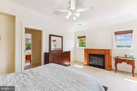 Bedroom - 1108 Hull Dr, Edgewater, MD 21037 photo 9 of 14