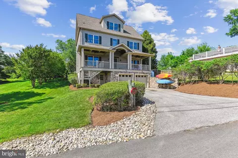 Exterior - 1108 Hull Dr, Edgewater, MD 21037 photo 3 of 28