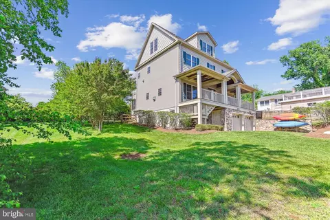 Exterior - 1108 Hull Dr, Edgewater, MD 21037 photo 2 of 28
