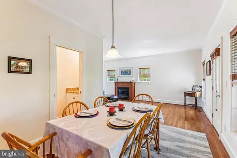 Dining - 1108 Hull Dr, Edgewater, MD 21037 photo 4 of 8