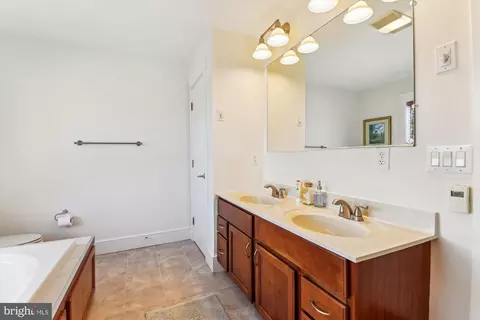 Bath - 1108 Hull Dr, Edgewater, MD 21037 photo 3 of 4