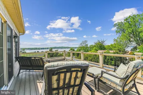 Exterior - 1108 Hull Dr, Edgewater, MD 21037 photo 19 of 28