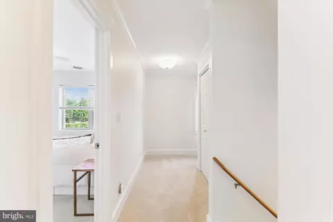 Entry Way - 1108 Hull Dr, Edgewater, MD 21037 photo 5 of 9