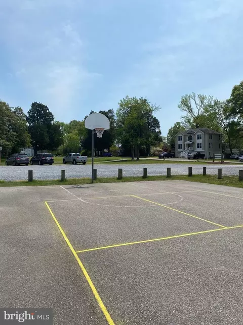 Exterior - 921 Hillside Ave, Edgewater, MD 21037 photo 12 of 12