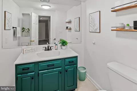 Bath - 921 Hillside Ave, Edgewater, MD 21037 photo 1 of 3
