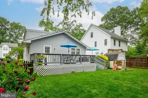 Exterior - 921 Hillside Ave, Edgewater, MD 21037 photo 3 of 12