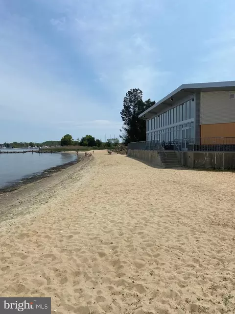 View/Area - 921 Hillside Ave, Edgewater, MD 21037 photo 4 of 6