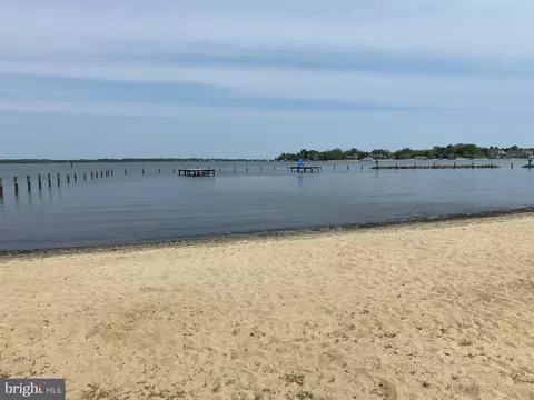 View/Area - 921 Hillside Ave, Edgewater, MD 21037 photo 3 of 6